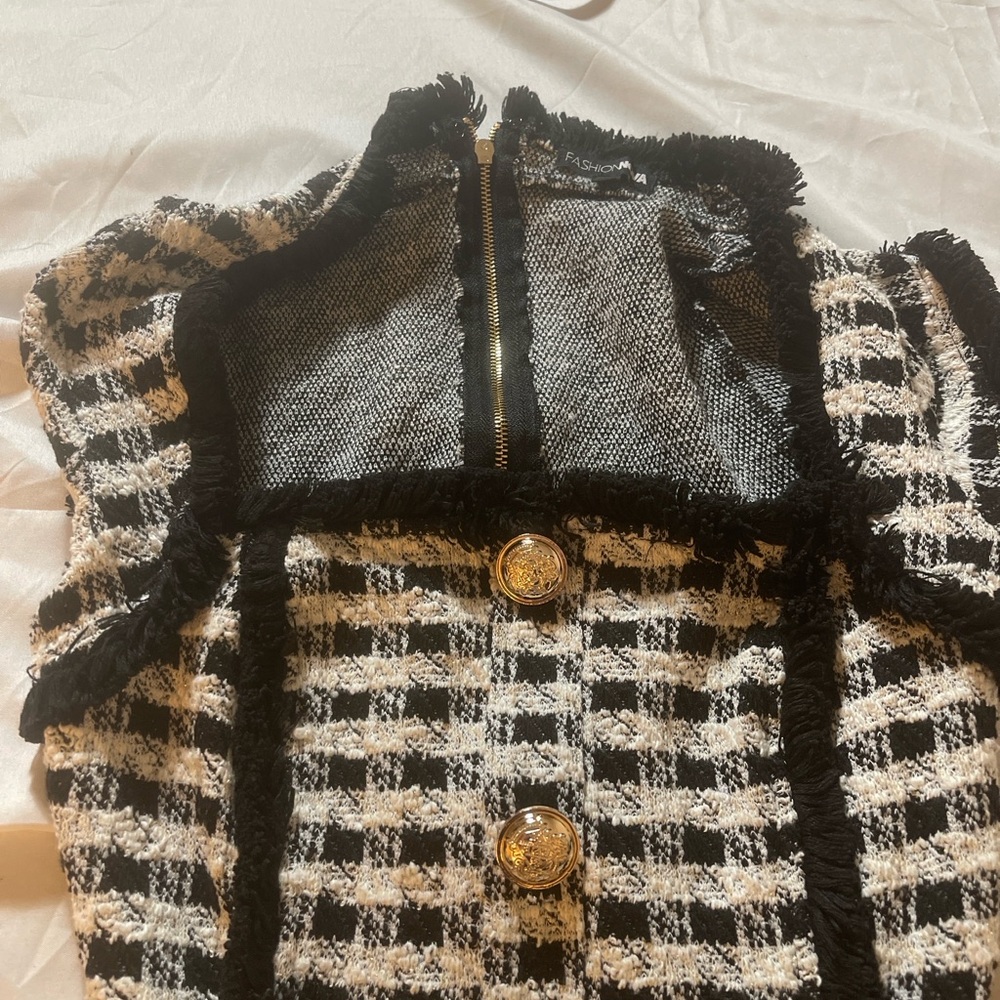 Fashion Nova black white tweed mini dress gold lion button fringe trim women’s S - Picture 4 of 7